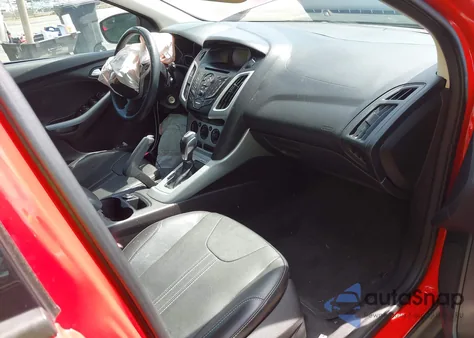 2014 Ford Focus Se из США, поврежденный, VIN 1FADP3K25EL204544